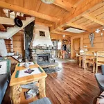 Jarogowka Stylowy Dom Goralski Holiday home Obidowa