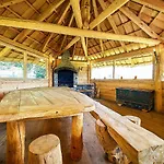 Jarogowka Stylowy Dom Goralski Holiday home *