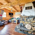 Holiday home Jarogowka Stylowy Dom Goralski *