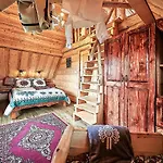 Holiday home Jarogowka Stylowy Dom Goralski