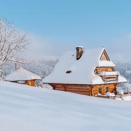 Holiday home Jarogowka Stylowy Dom Goralski Obidowa